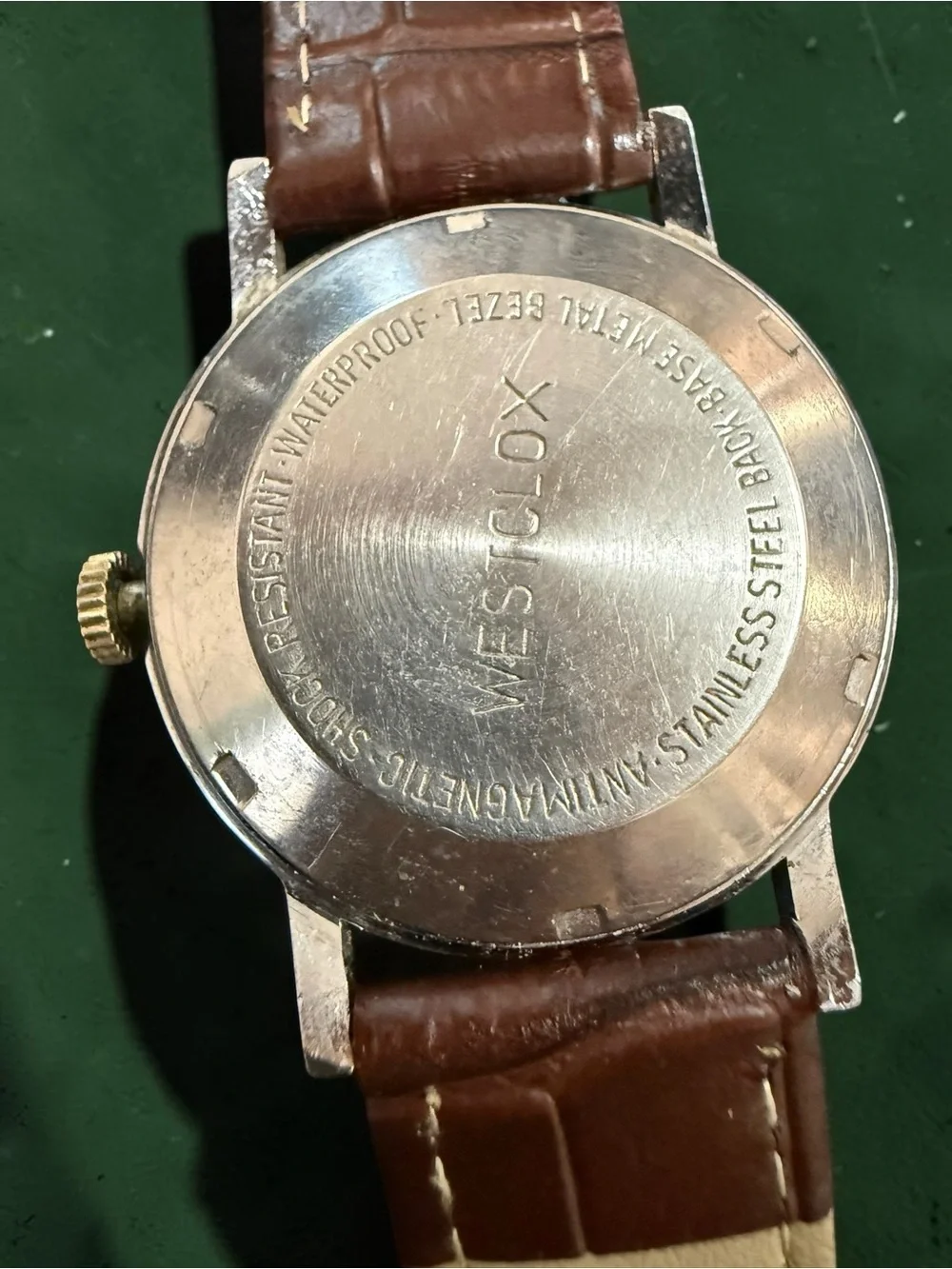 Vintage Westclox Automatic 17 Jewels Men’s Watch Champagne Dial Runs